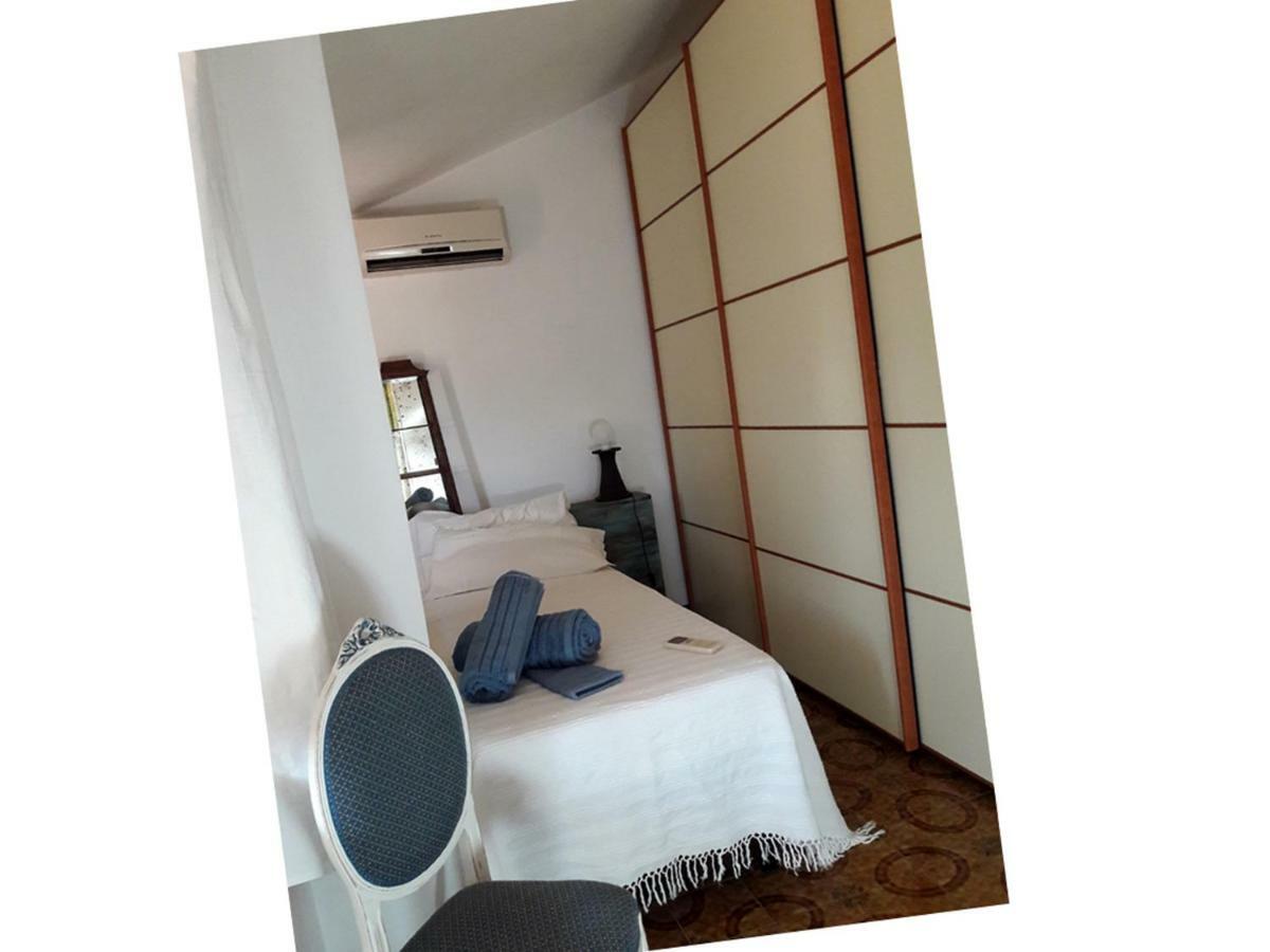 Appartement Invit Arti à Capoterra Extérieur photo